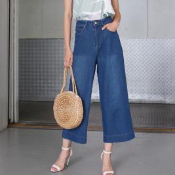 Forever21 High Rise Ankle Jeans - Picture 3 of 9